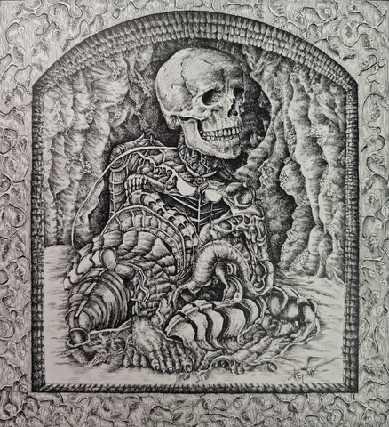 Mørk surrealistisk penn- og blekktegning av et skjelett omgitt av organiske anatomiske former i en katakombelignende nisje, av Neringa Zibaite.